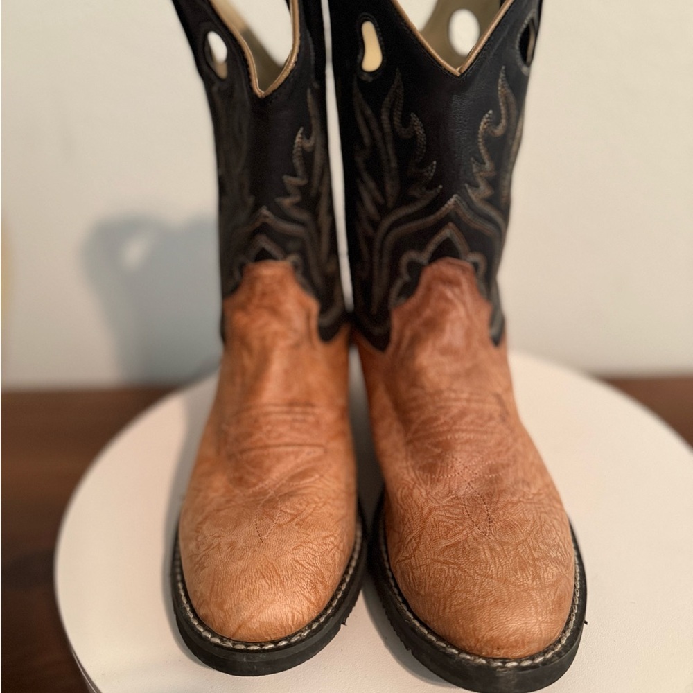 Old West Tan and Black Leather Cowboy Boots